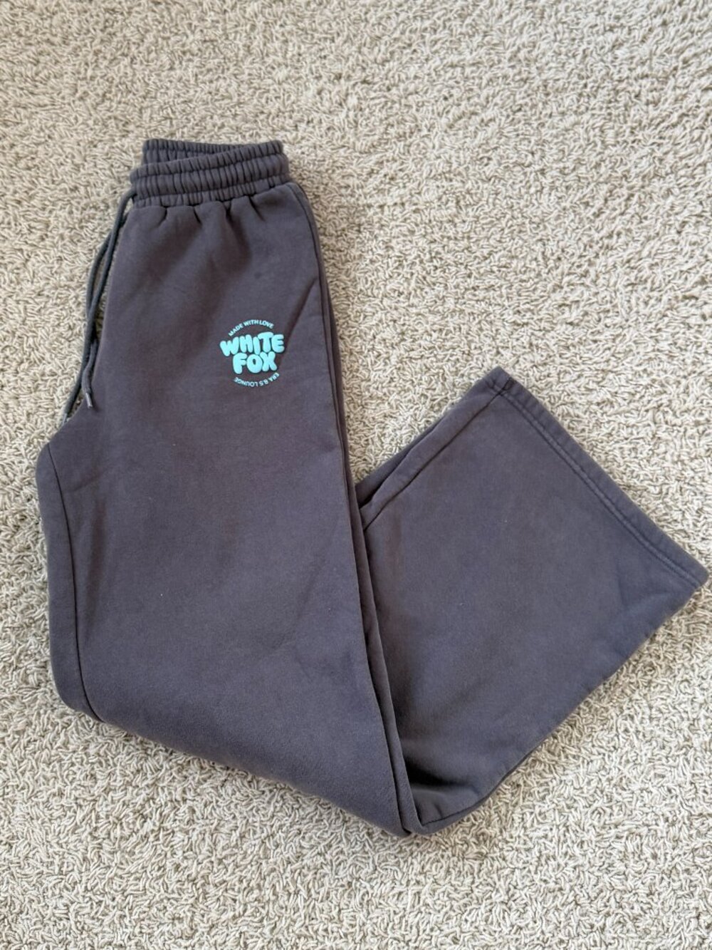 White Fox Wideleg Sweatpants Dark Gray Volcanic Size XS